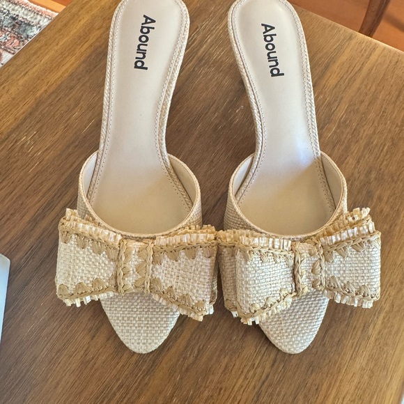 Abound Beige Woven Bow Heel Mules - Picture 2 of 3